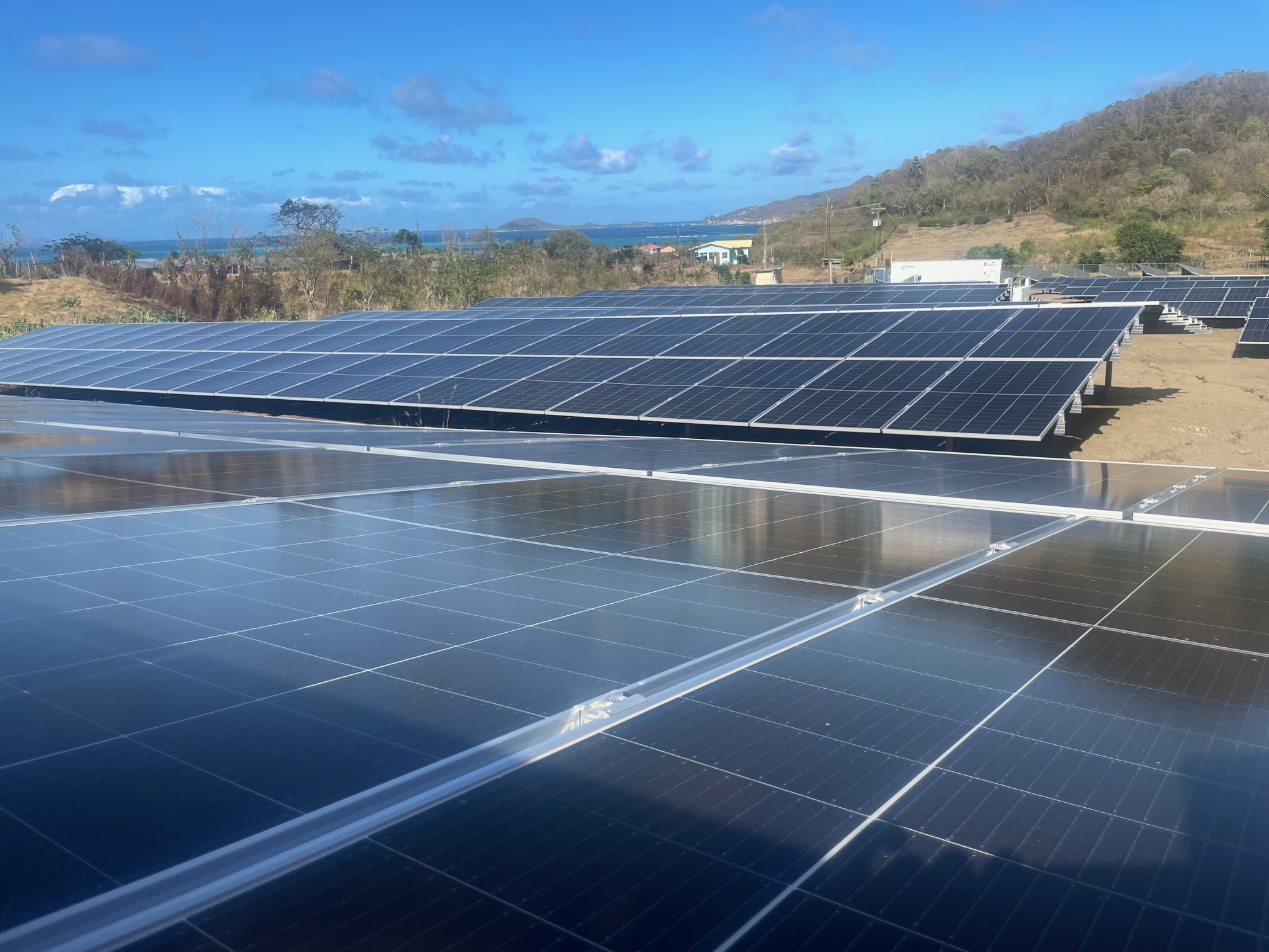 Planta solar con baterias
